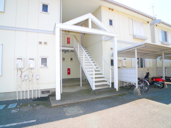 グリ－ンコ－トＢの物件外観写真