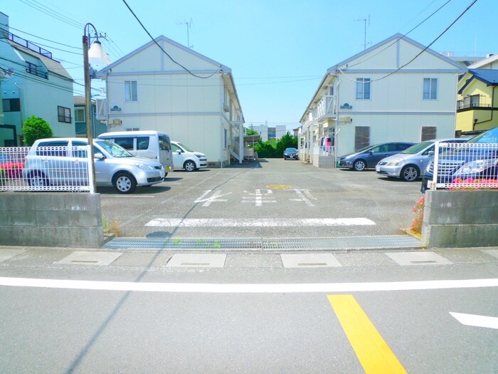 グリ－ンコ－トＢの物件外観写真