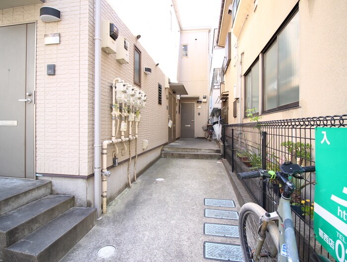 イーストビレッジの物件外観写真