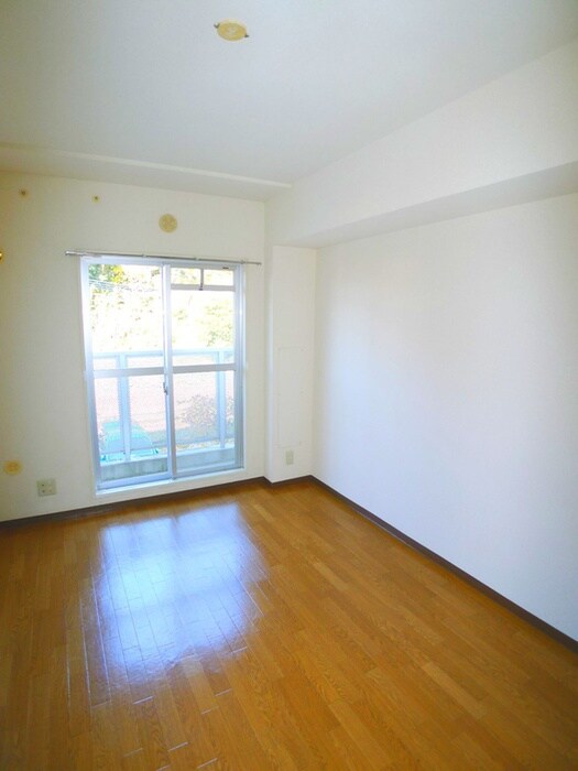 戸山ハウスの物件内観写真