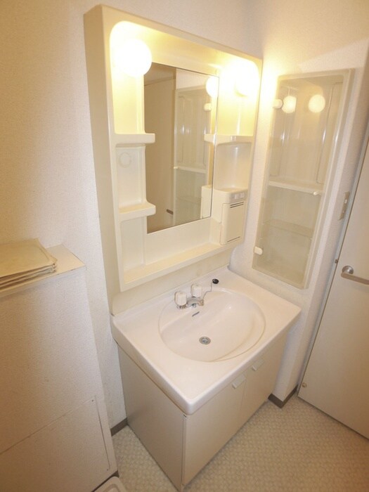 戸山ハウスの物件内観写真