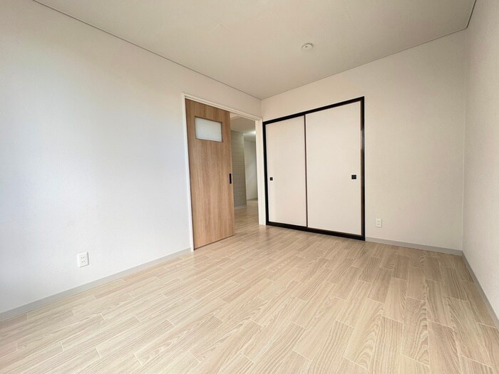 ベルトリ－Ｃ棟の物件内観写真