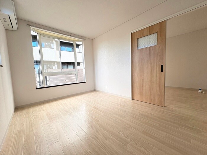 ベルトリ－Ｃ棟の物件内観写真