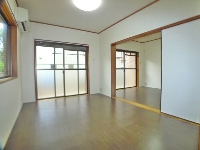 ドゥエルイ－ストの物件内観写真