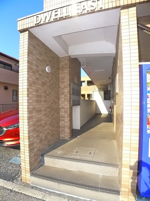 ドゥエルイ－ストの物件外観写真