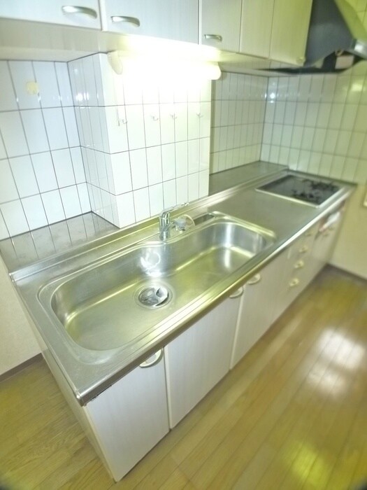 ドゥエルイ－ストの物件内観写真