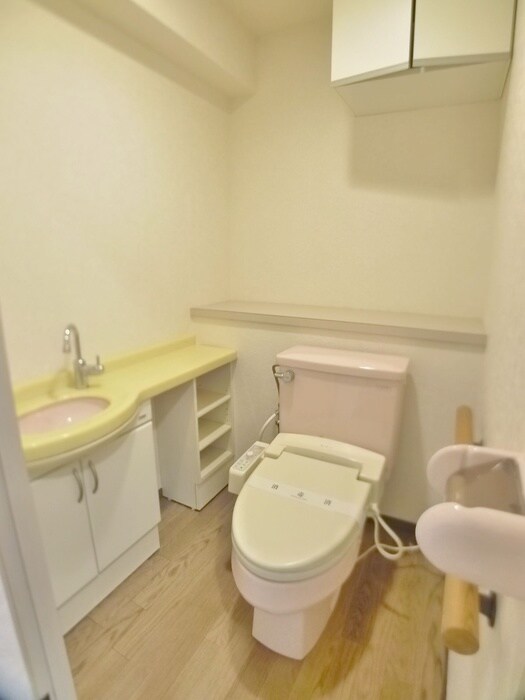 ドゥエルイ－ストの物件内観写真