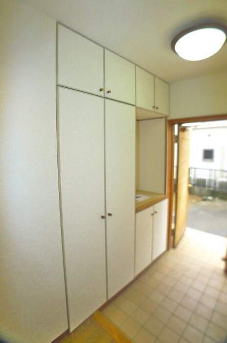 ドゥエルイ－ストの物件内観写真