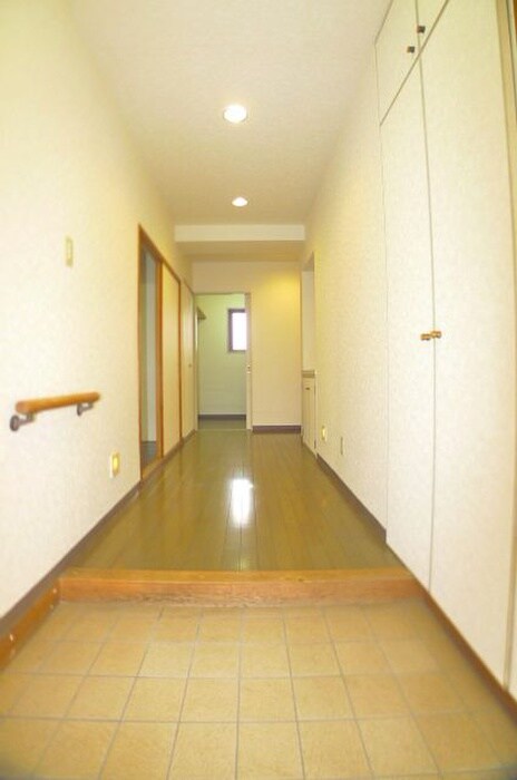 ドゥエルイ－ストの物件内観写真