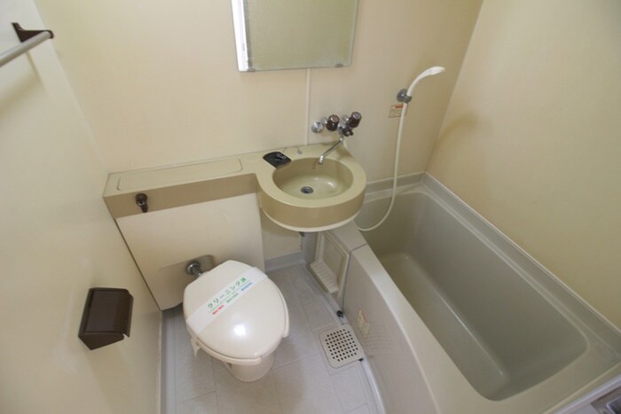 エマーユ蒼龍戸田公園の物件内観写真