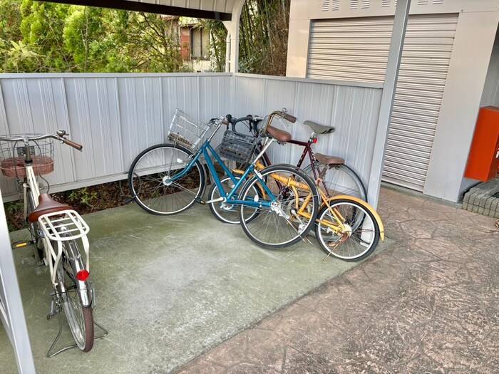 パイン・ツリーの物件外観写真