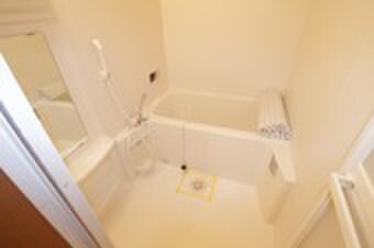 パイン・ツリーの物件内観写真