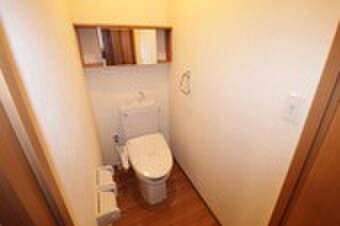 パイン・ツリーの物件内観写真