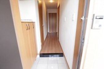 パイン・ツリーの物件内観写真