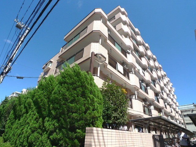 グランメ－ル戸田の物件外観写真