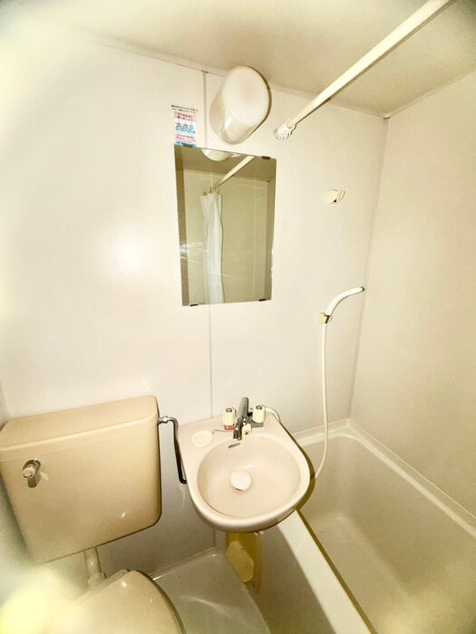 ロイヤルハイツ堀之内の物件内観写真