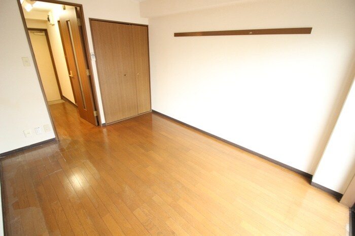 ロイヤルハイツ堀之内の物件内観写真