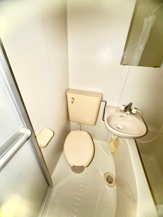 ロイヤルハイツ堀之内の物件内観写真