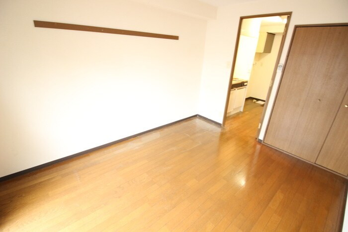 ロイヤルハイツ堀之内の物件内観写真