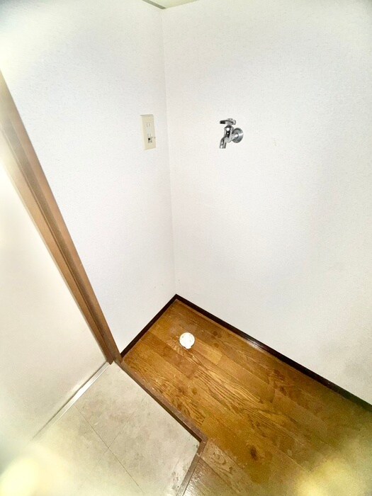 ロイヤルハイツ堀之内の物件内観写真