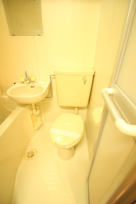 ロイヤルハイツ堀之内の物件内観写真