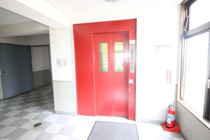 ロイヤルハイツ堀之内の物件内観写真