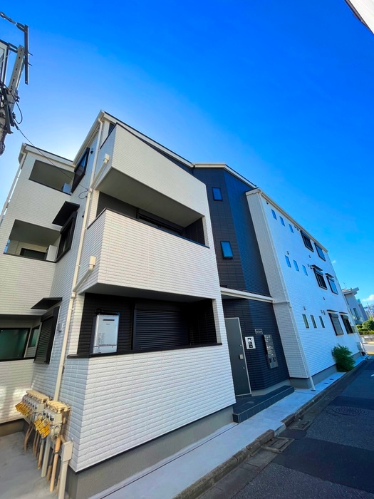 Lotusの物件外観写真