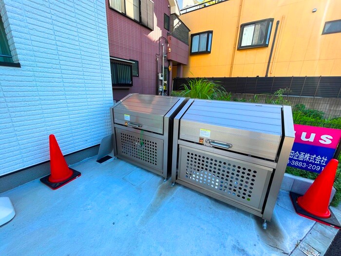 Lotusの物件外観写真