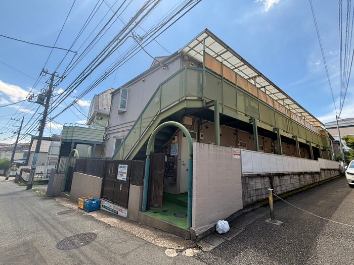 第三通南ハウスの物件外観写真