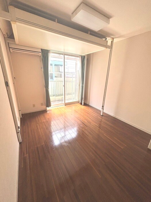 第三通南ハウスの物件内観写真