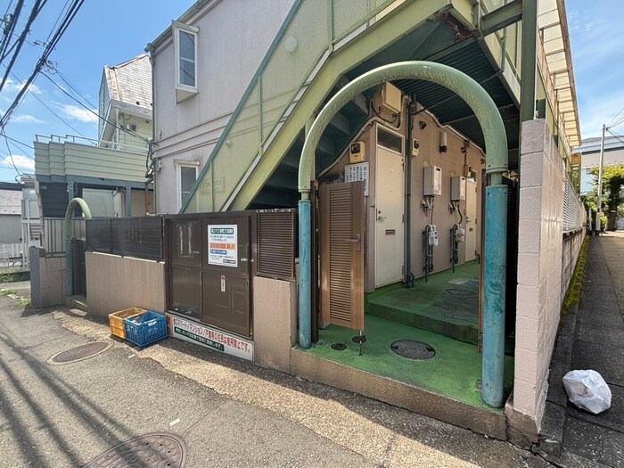 第三通南ハウスの物件外観写真