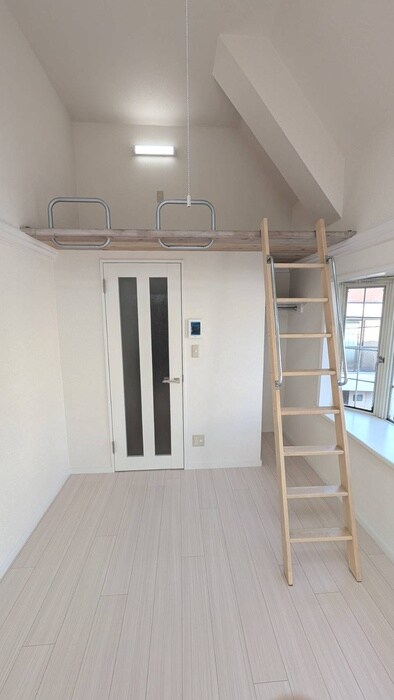 プルミエ－ル高円寺の物件内観写真