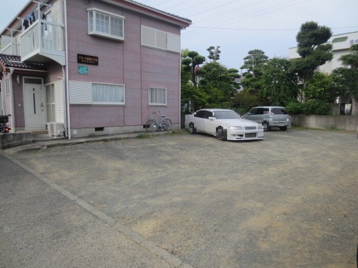 ラフォ－レ湘南ＲＯＹＡＬの物件外観写真