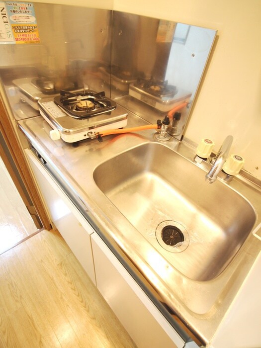 エレガンス霞ヶ関の物件内観写真