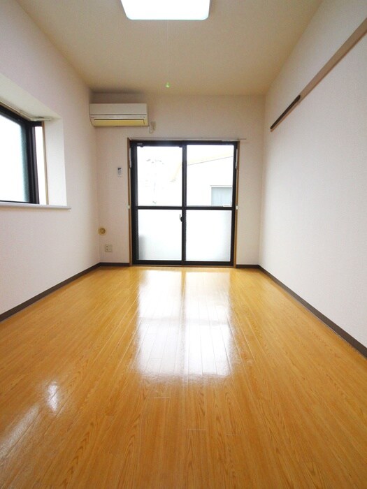 エレガンス霞ヶ関の物件内観写真