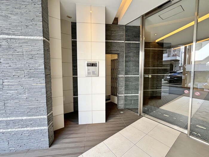 グランスカイの物件外観写真