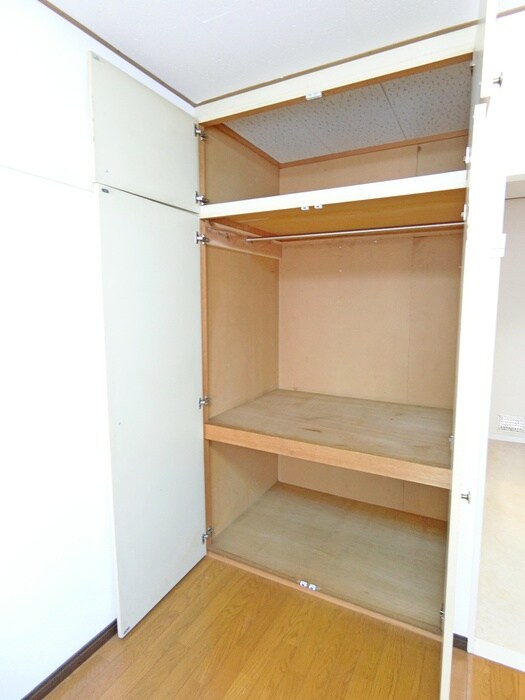 山本レジデンスＥの物件内観写真