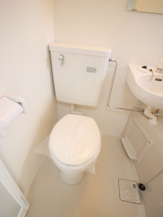 山本レジデンスＥの物件内観写真