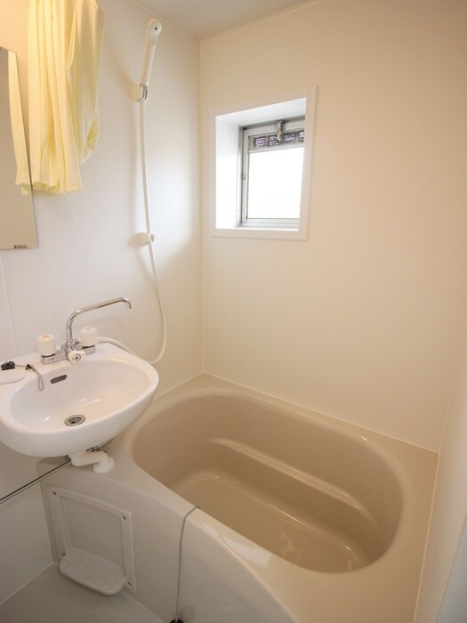 山本レジデンスＥの物件内観写真