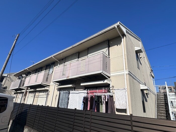 グレ－スコ－トの物件外観写真