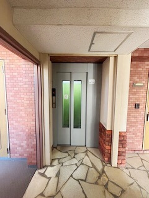 ＺＣＯ並木ビル２ＮＤの物件外観写真