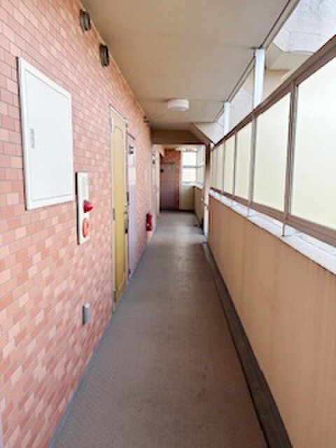 ＺＣＯ並木ビル２ＮＤの物件外観写真