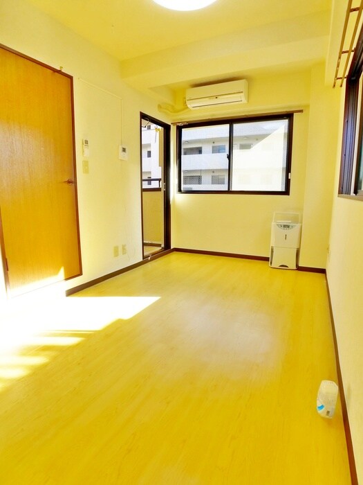 スクエア本八幡の物件内観写真