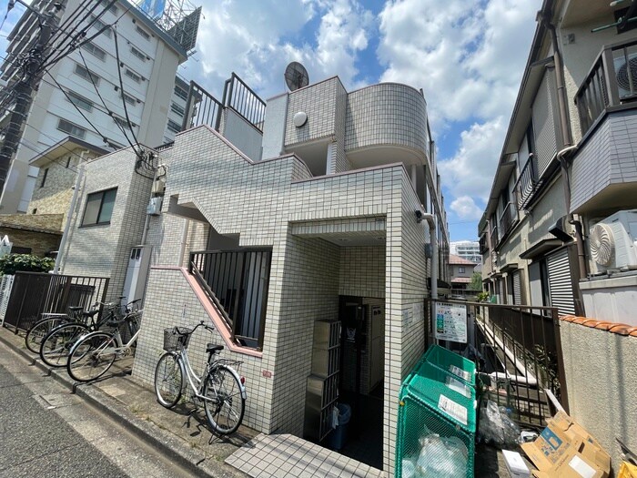 エステ－ム下高井戸の物件外観写真