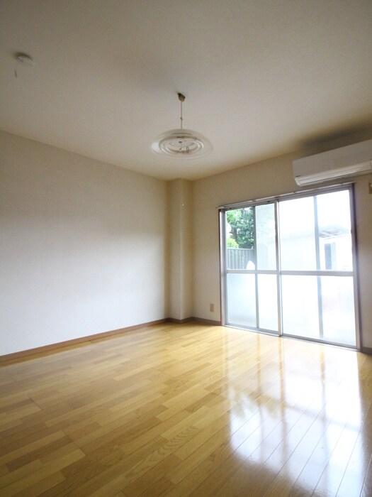 第一伊勢宮ハイムの物件内観写真