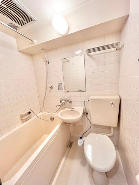 パﾚジュトーの物件内観写真