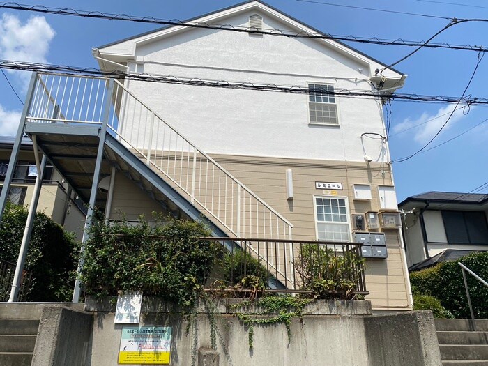 ルミエ－ルの物件外観写真