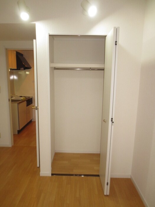 アデッソ・Ｋの物件内観写真