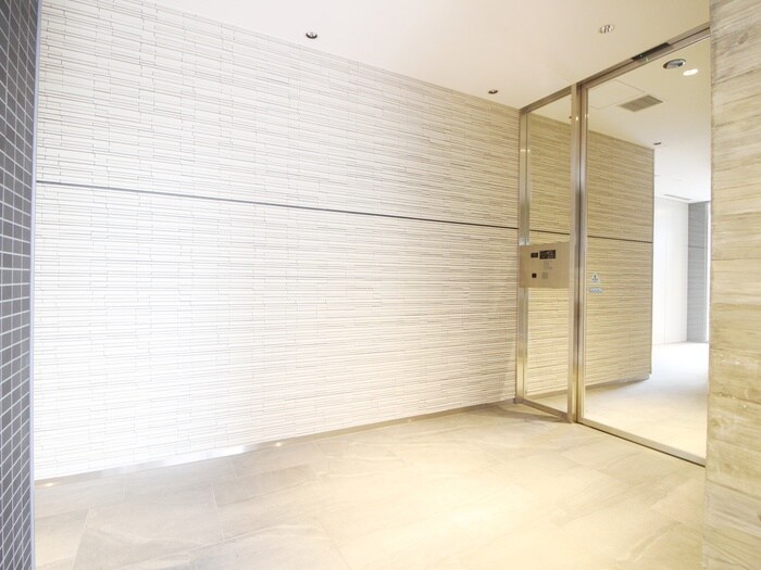 エミリブ東長崎の物件外観写真