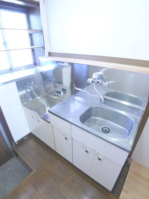 俊明荘の物件内観写真